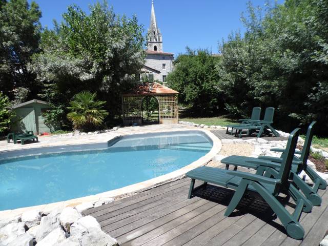  La bastide bleu provence
